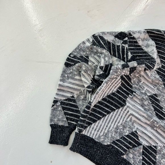 Vintage Knit Sweater - Picture 6 of 7